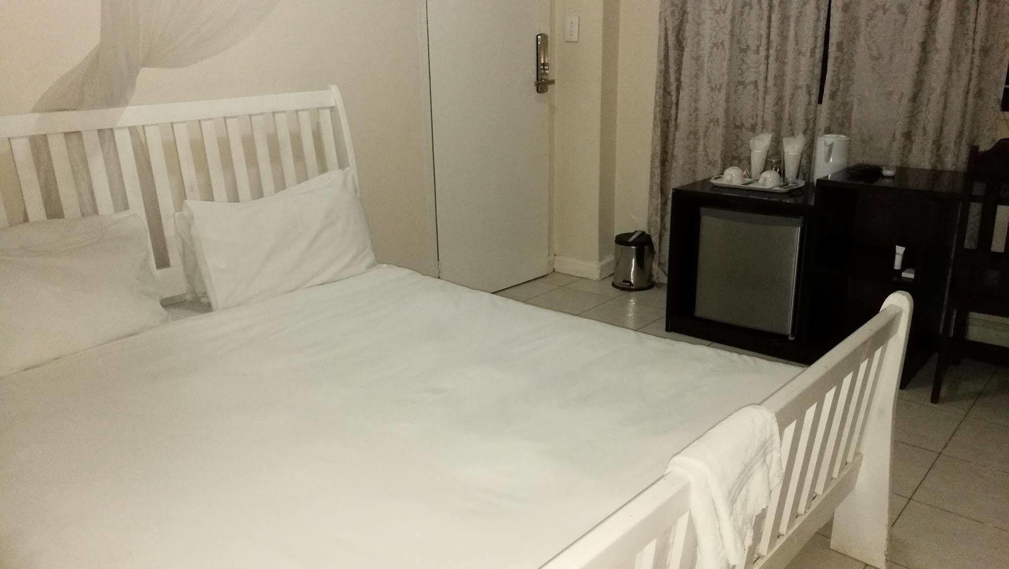 Lepatino Bed & Breakfast Livingstone Exterior foto