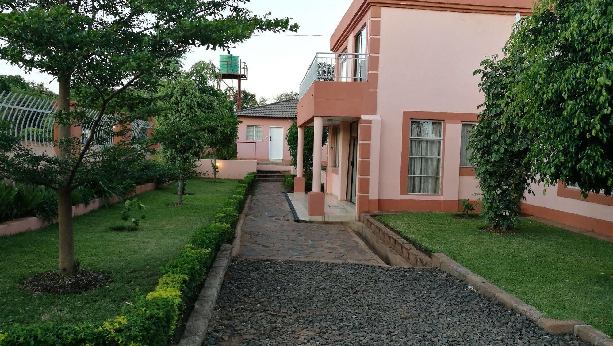 Lepatino Bed & Breakfast Livingstone Exterior foto